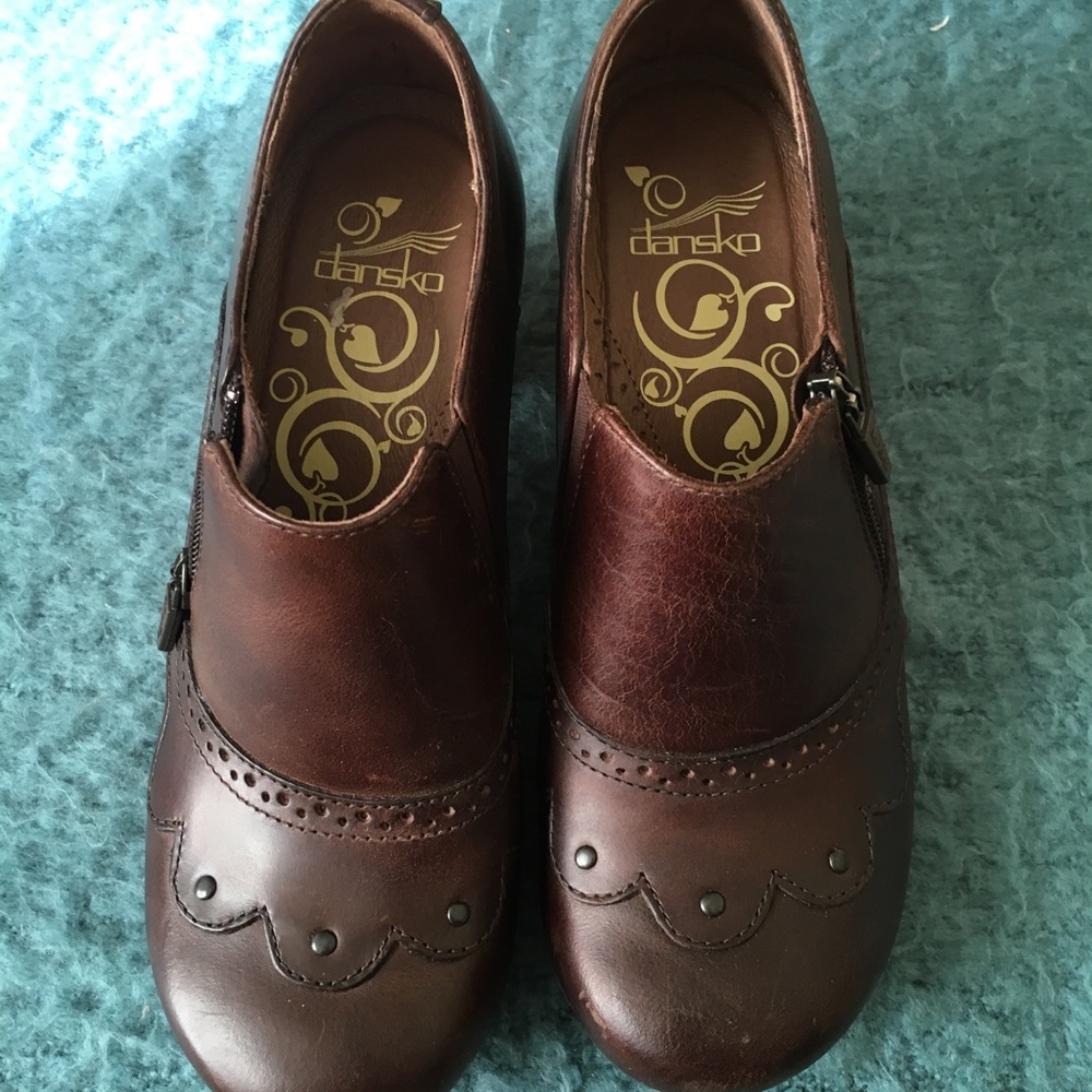 ** No longer available” Dansko size 37 brown boots